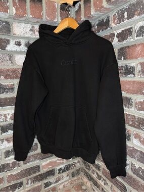 Comfrt Signature Collection Onyx Black Unisex Hoodie Size Small